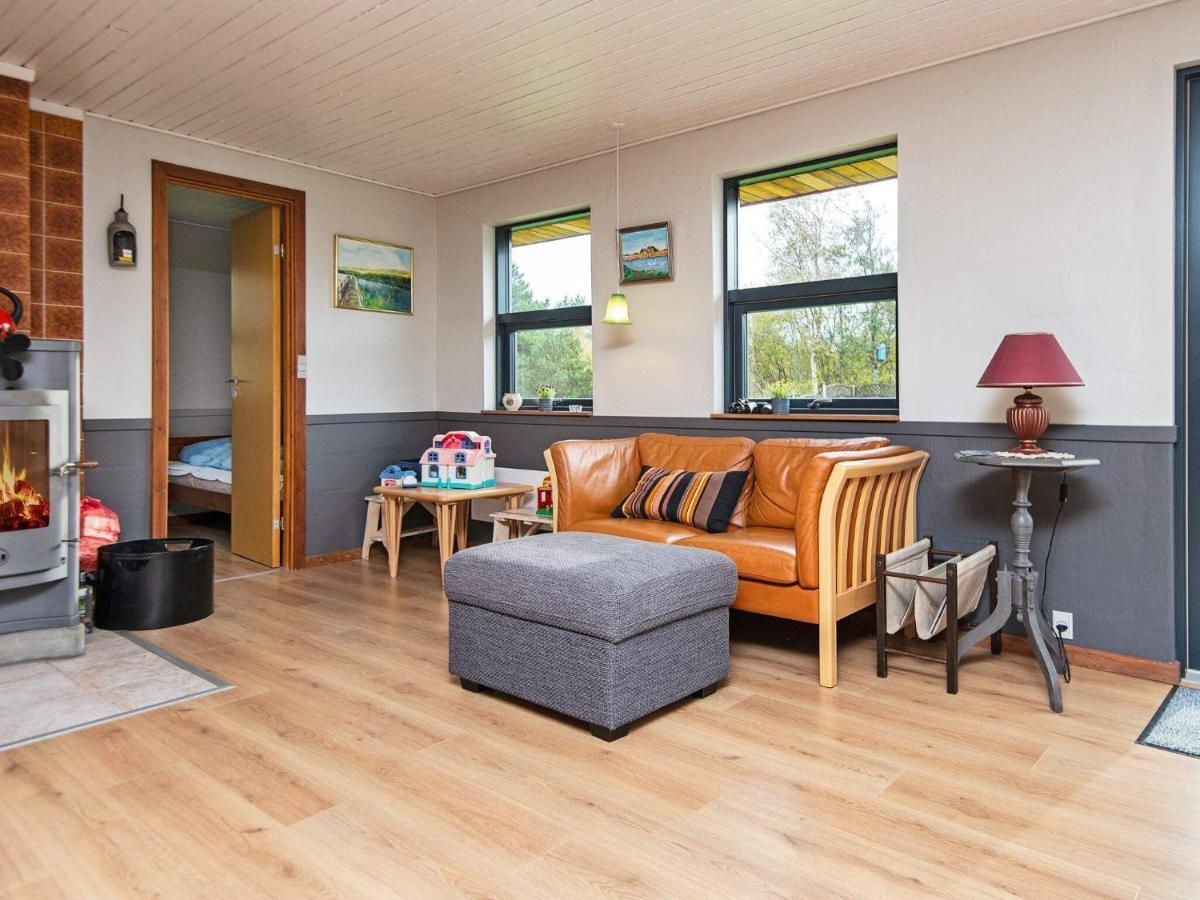 8 Person Holiday Home In R M Lakolk Экстерьер фото