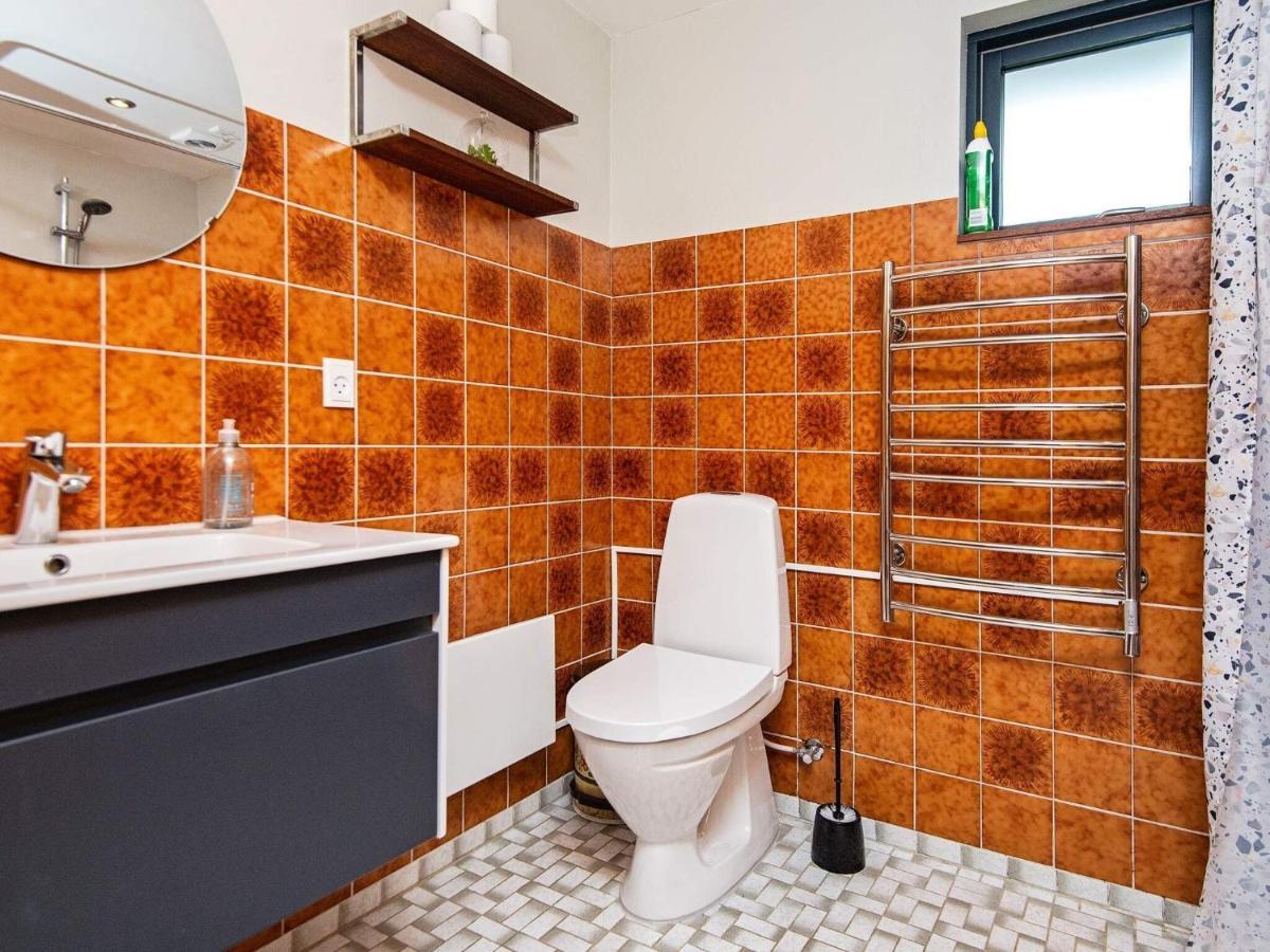 8 Person Holiday Home In R M Lakolk Экстерьер фото